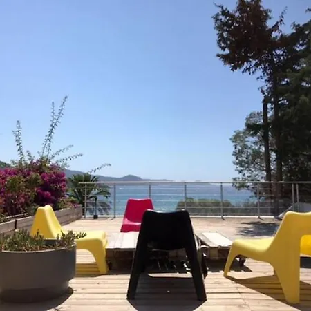 Vila Waterfront Property, Pool, Jacuzzi