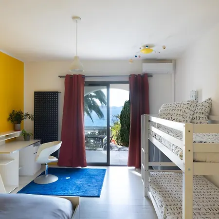 Vila Waterfront Property, Pool, Jacuzzi *